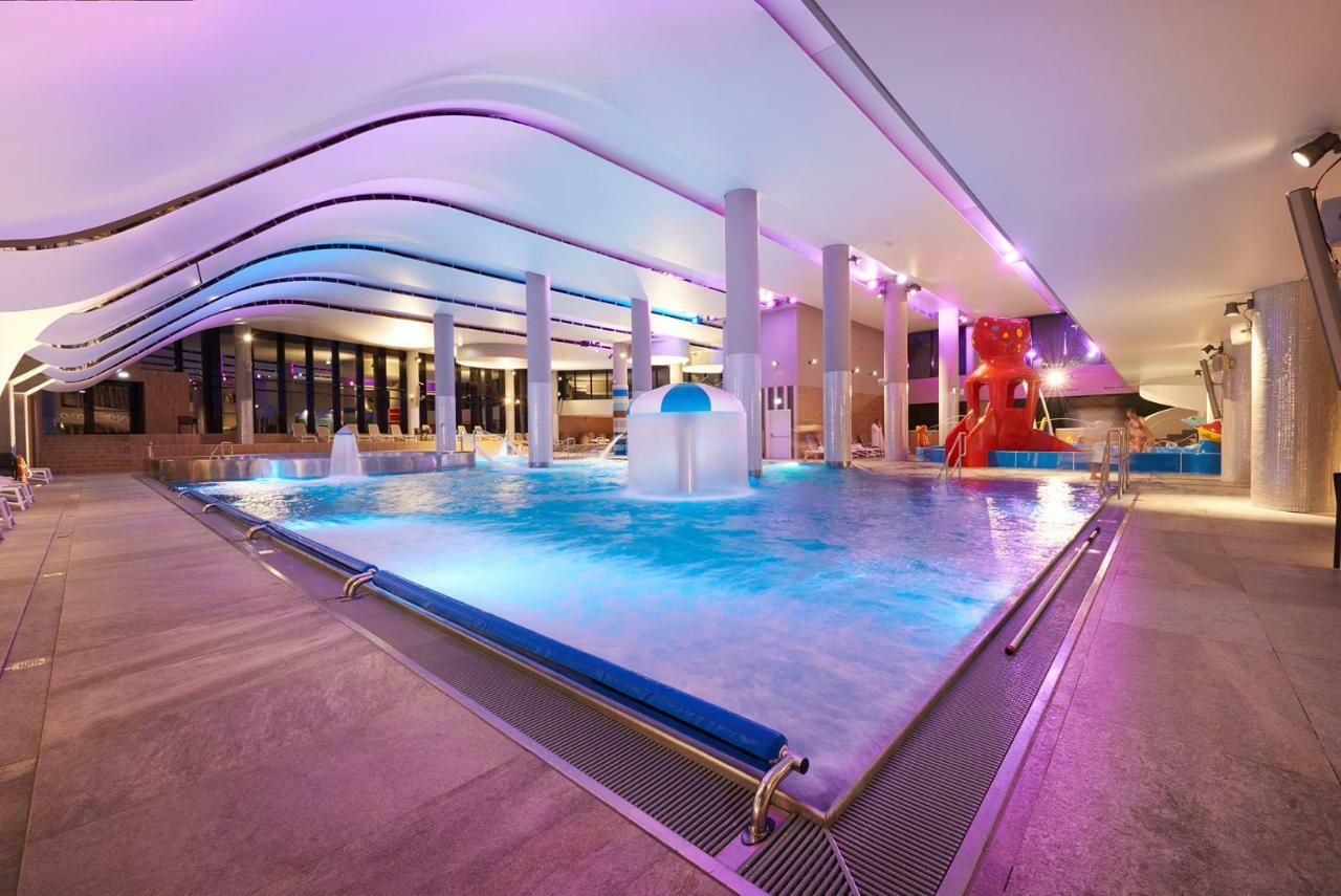 Vacationclub - Aquamarina Apartment C-05 Swinoujscie Bagian luar foto
